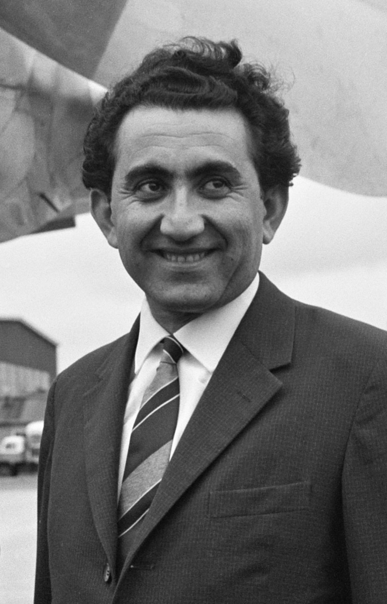 Tigran Petrosian: Iron Tigran, World Chess Champion